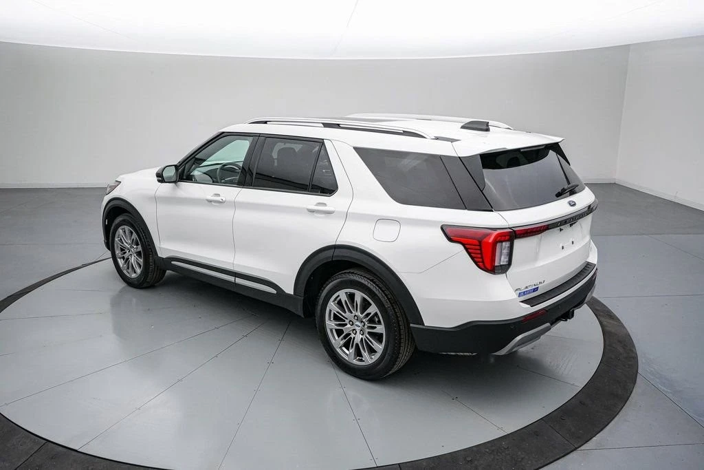 2025 Ford Explorer 6th Gen - Image 7 of 21
