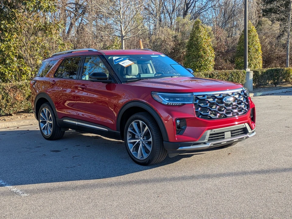 2025 Ford Explorer 6th Gen - Image 2 of 12