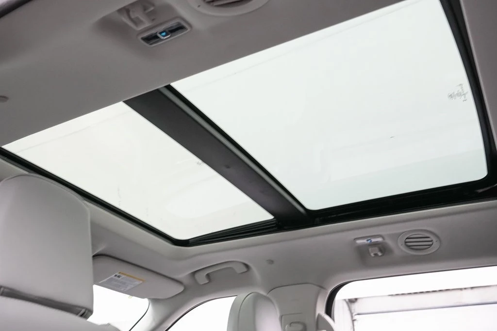 2025 Ford Explorer 6th Gen - Image 21 of 21