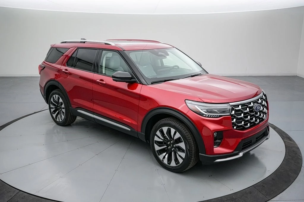 2025 Ford Explorer 6th Gen - Image 2 of 21