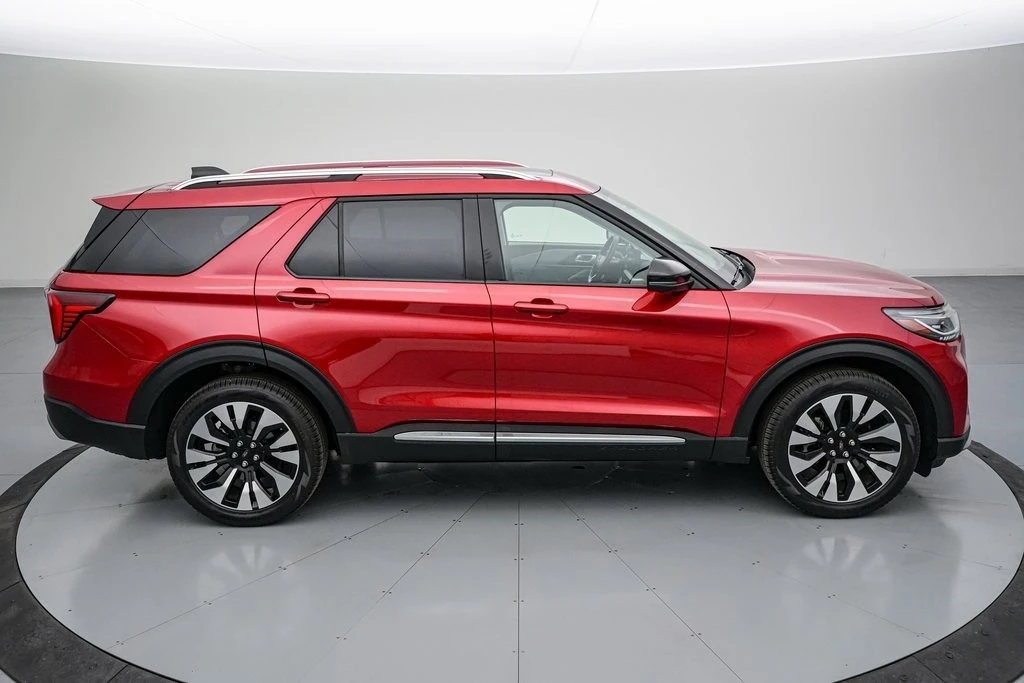 2025 Ford Explorer 6th Gen - Image 4 of 21