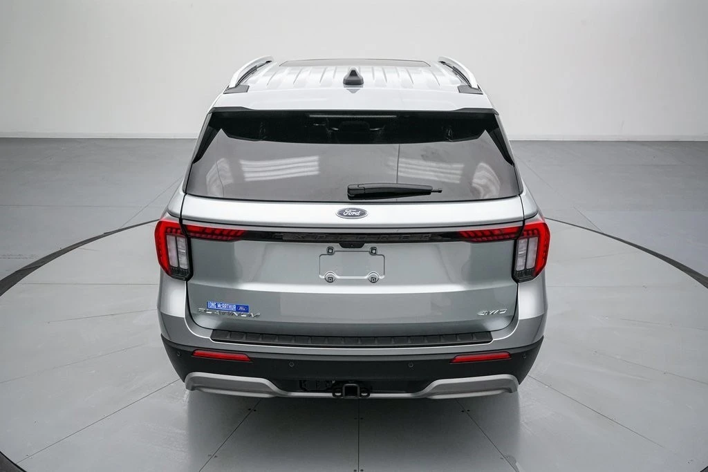 2025 Ford Explorer 6th Gen - Image 6 of 21