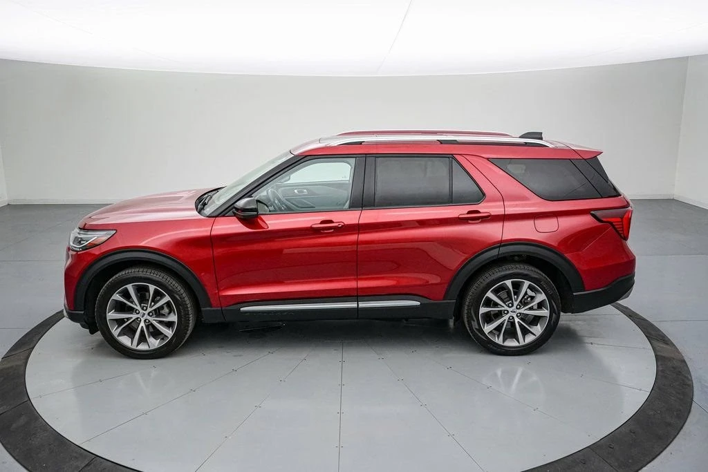 2025 Ford Explorer 6th Gen - Image 8 of 21