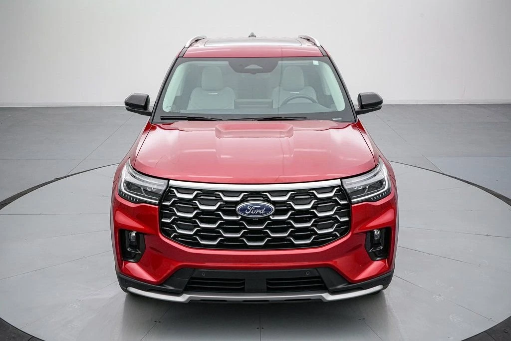 2025 Ford Explorer 6th Gen - Image 10 of 21