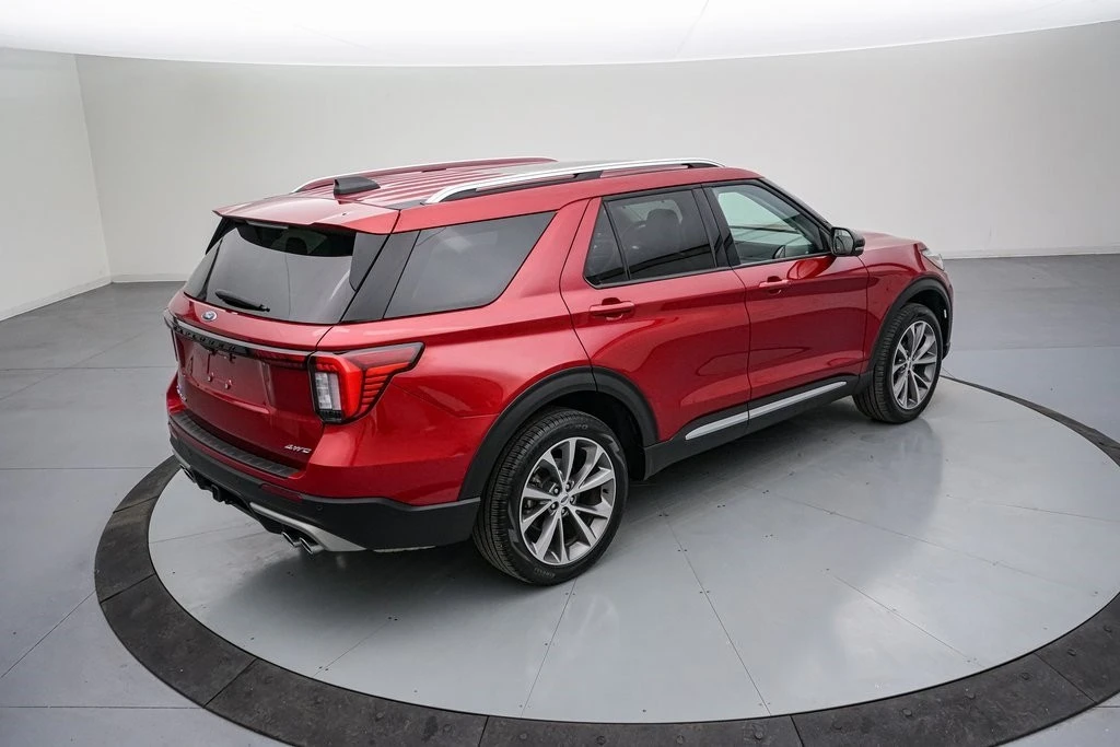 2025 Ford Explorer 6th Gen - Image 5 of 21