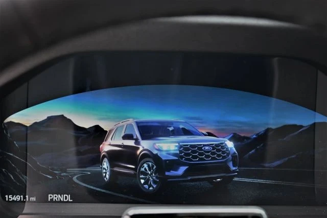 2025 Ford Explorer 6th Gen - Image 11 of 21