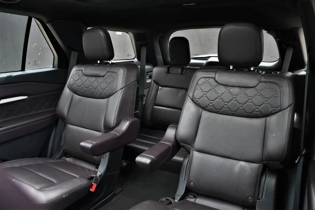 2025 Ford Explorer 6th Gen - Image 20 of 21