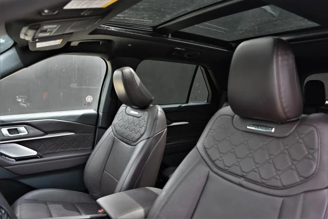 2025 Ford Explorer 6th Gen - Image 13 of 21