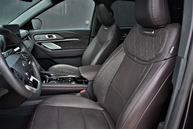 2025 Ford Explorer 6th Gen - Image 15 of 21