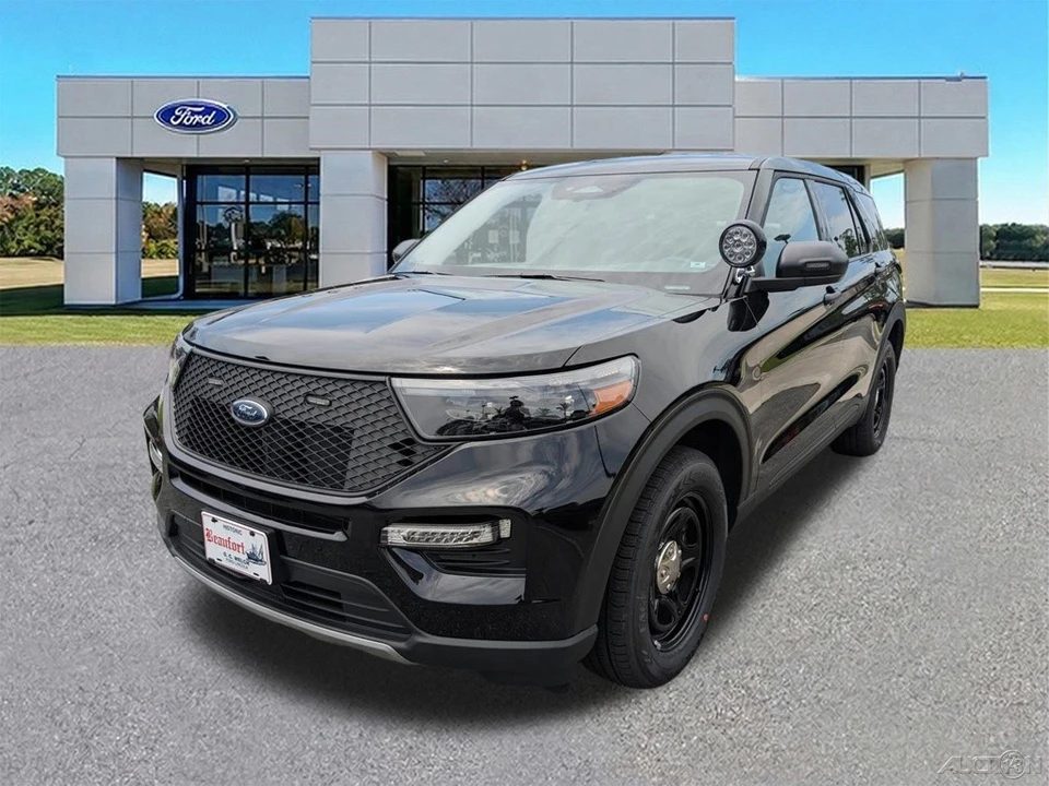2025 Ford Explorer 6th Gen - Image 8 of 21
