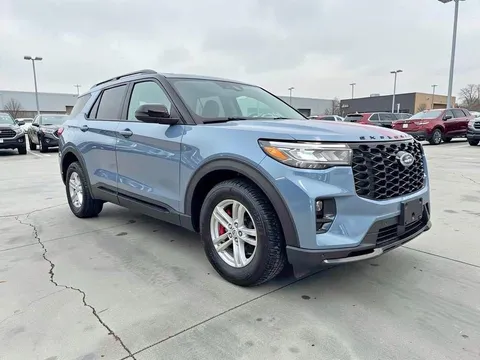 2025 Ford Explorer ST