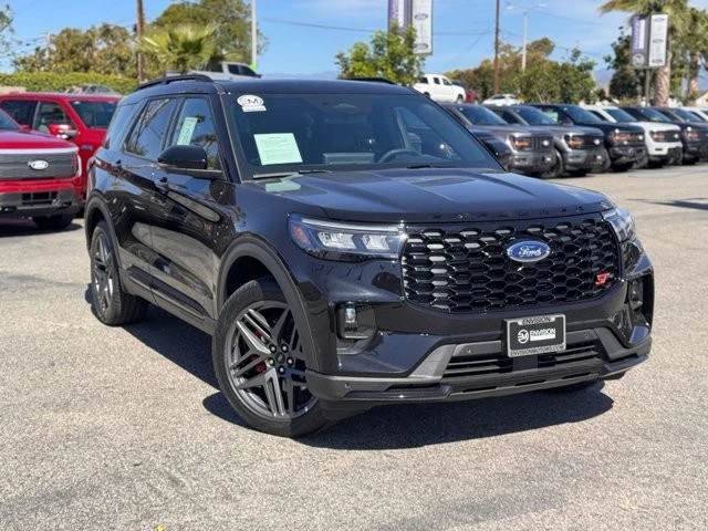 2025 Ford Explorer 6th Gen - Image 2 of 12