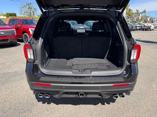 2025 Ford Explorer 6th Gen - Image 13 of 21