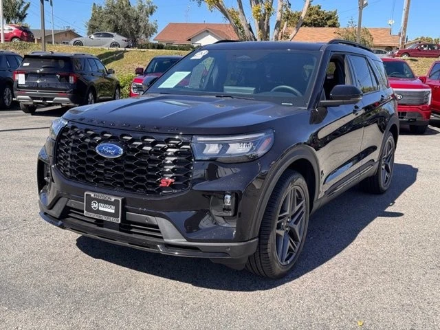 2025 Ford Explorer 6th Gen - Image 7 of 21