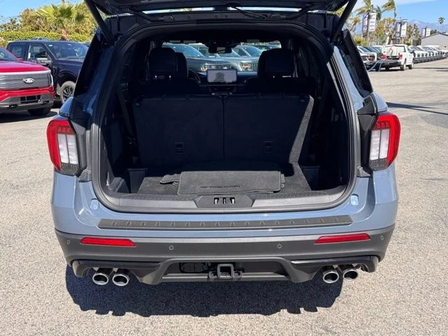 2025 Ford Explorer 6th Gen - Image 12 of 21