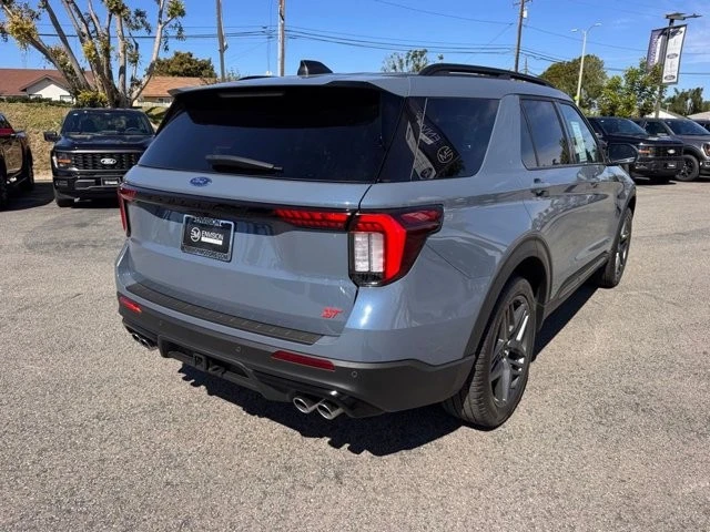 2025 Ford Explorer 6th Gen - Image 13 of 21