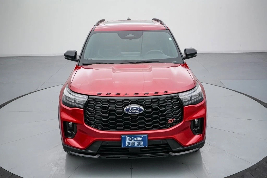 2025 Ford Explorer 6th Gen - Image 10 of 21