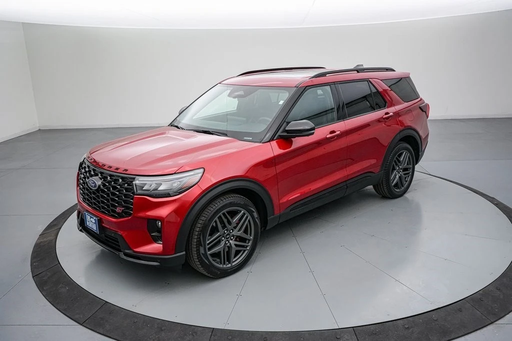 2025 Ford Explorer 6th Gen - Image 9 of 21
