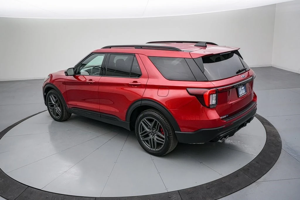 2025 Ford Explorer 6th Gen - Image 7 of 21