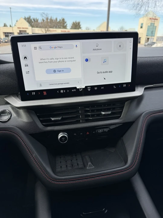 2025 Ford Explorer 6th Gen - Image 16 of 21