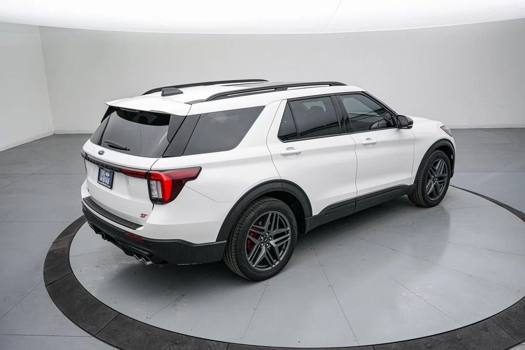 2025 Ford Explorer 6th Gen - Image 5 of 21
