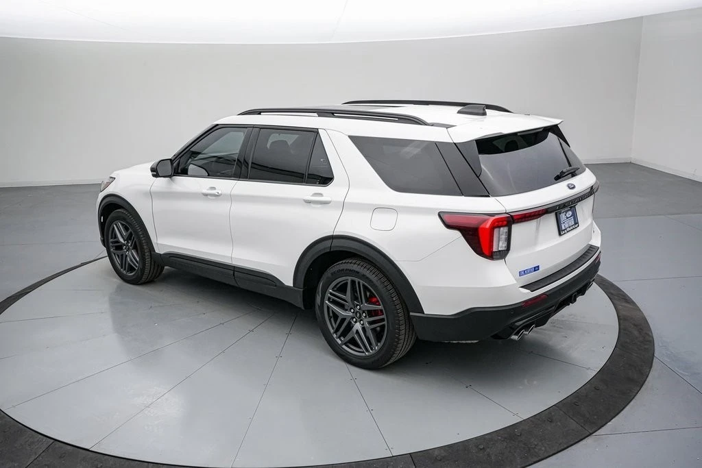 2025 Ford Explorer 6th Gen - Image 7 of 21