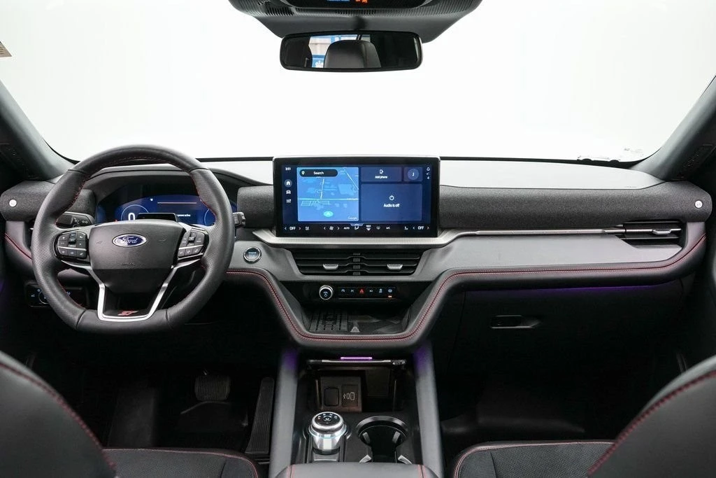 2025 Ford Explorer 6th Gen - Image 16 of 21