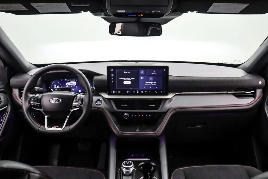 2025 Ford Explorer 6th Gen - Image 15 of 25