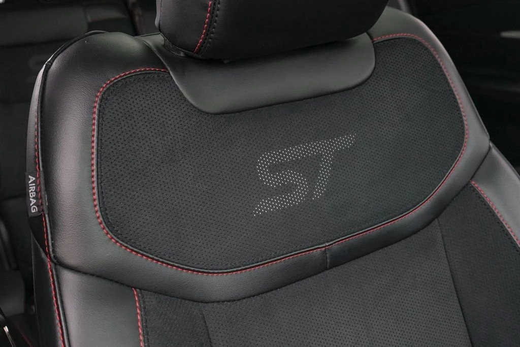 2025 Ford Explorer 6th Gen - Image 31 of 31