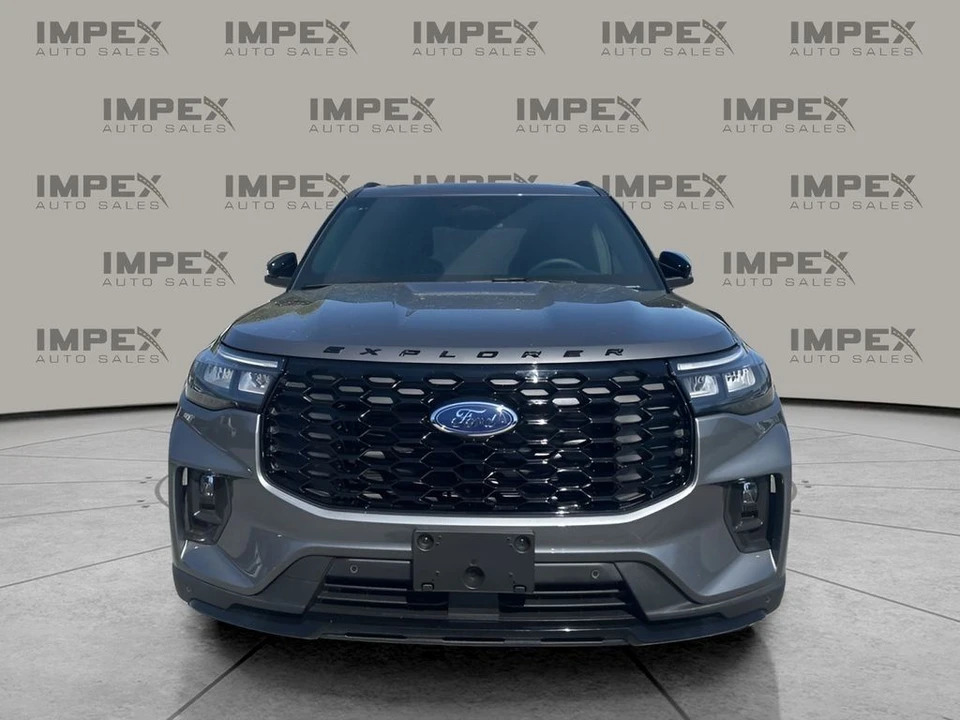 2025 Ford Explorer 6th Gen - Image 8 of 21
