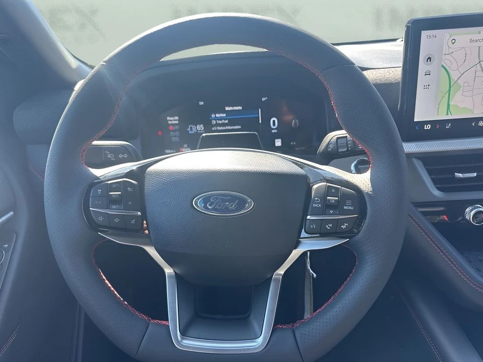 2025 Ford Explorer 6th Gen - Image 15 of 21
