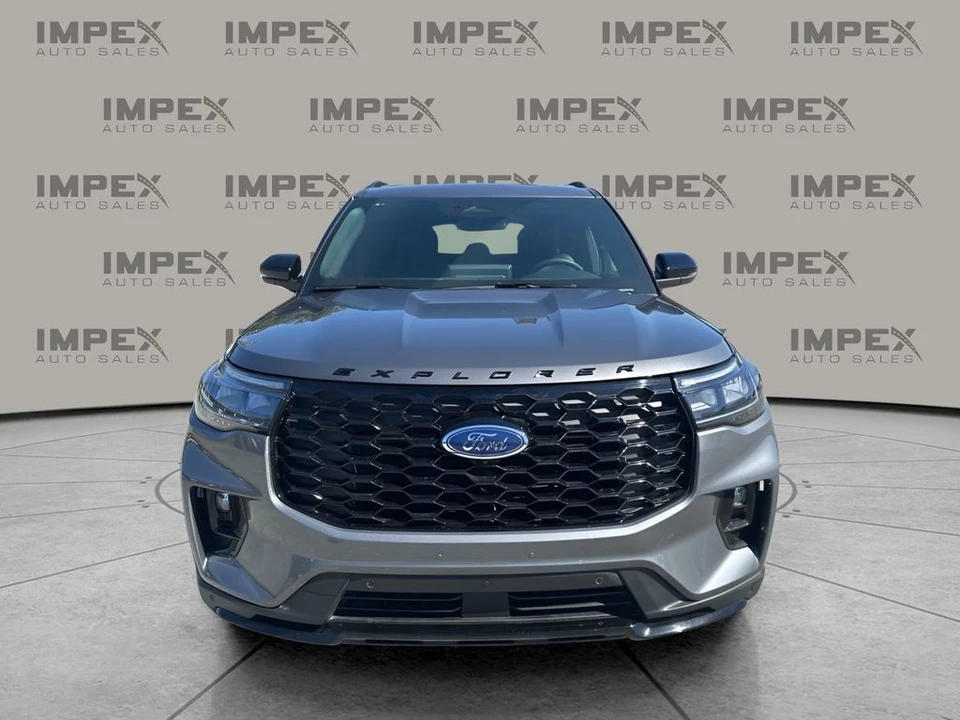 2025 Ford Explorer 6th Gen - Image 8 of 12