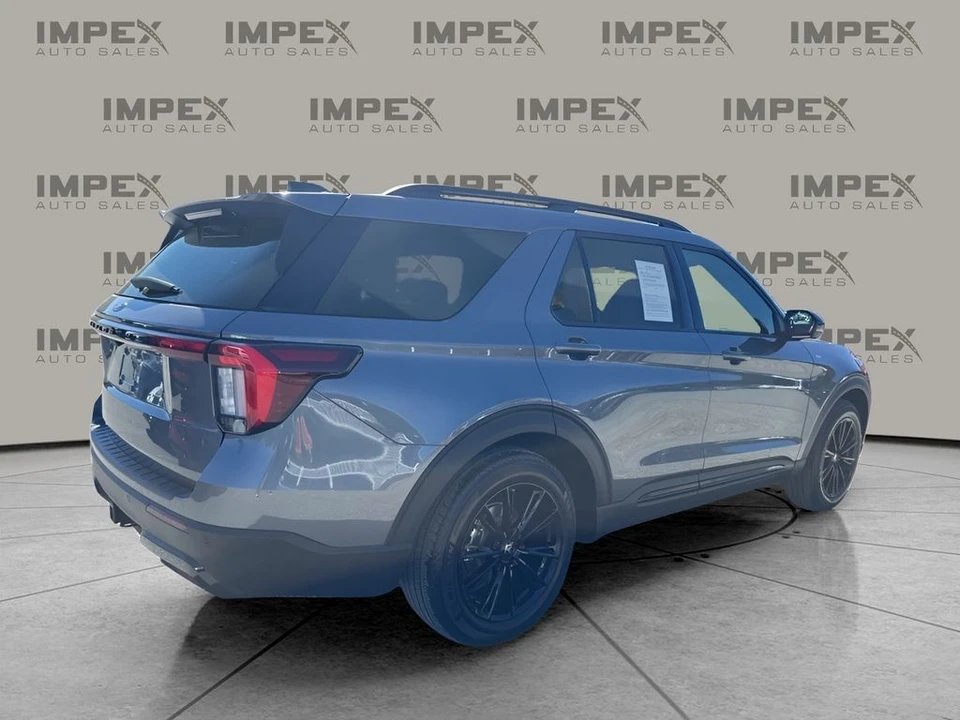 2025 Ford Explorer 6th Gen - Image 5 of 12