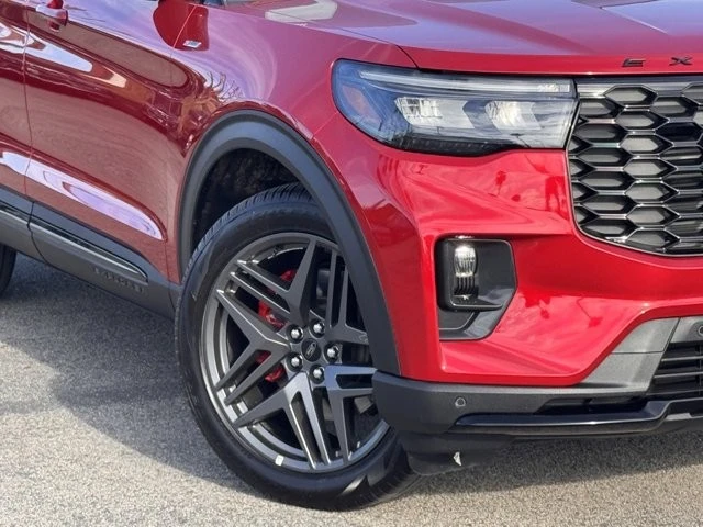 2025 Ford Explorer 6th Gen - Image 4 of 12