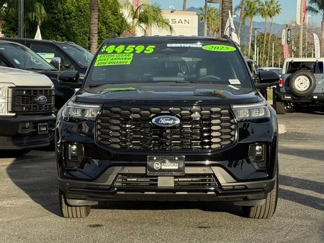 2025 Ford Explorer 6th Gen - Image 3 of 12