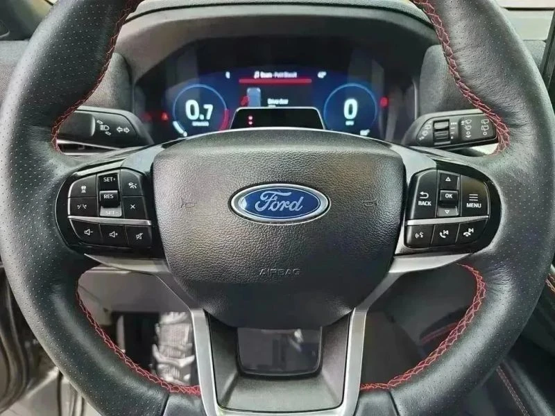 2025 Ford Explorer 6th Gen - Image 12 of 12