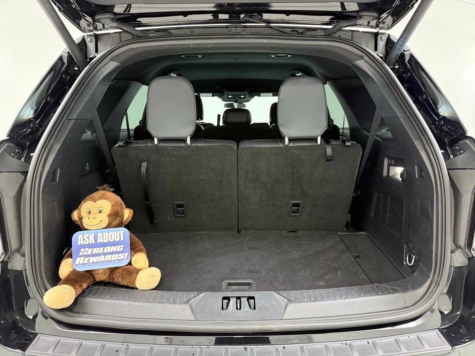 2025 Ford Explorer 6th Gen - Image 8 of 21