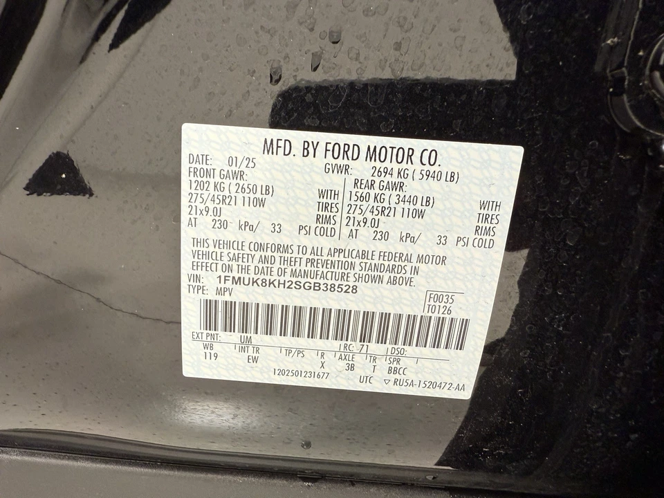 2025 Ford Explorer 6th Gen - Image 15 of 21