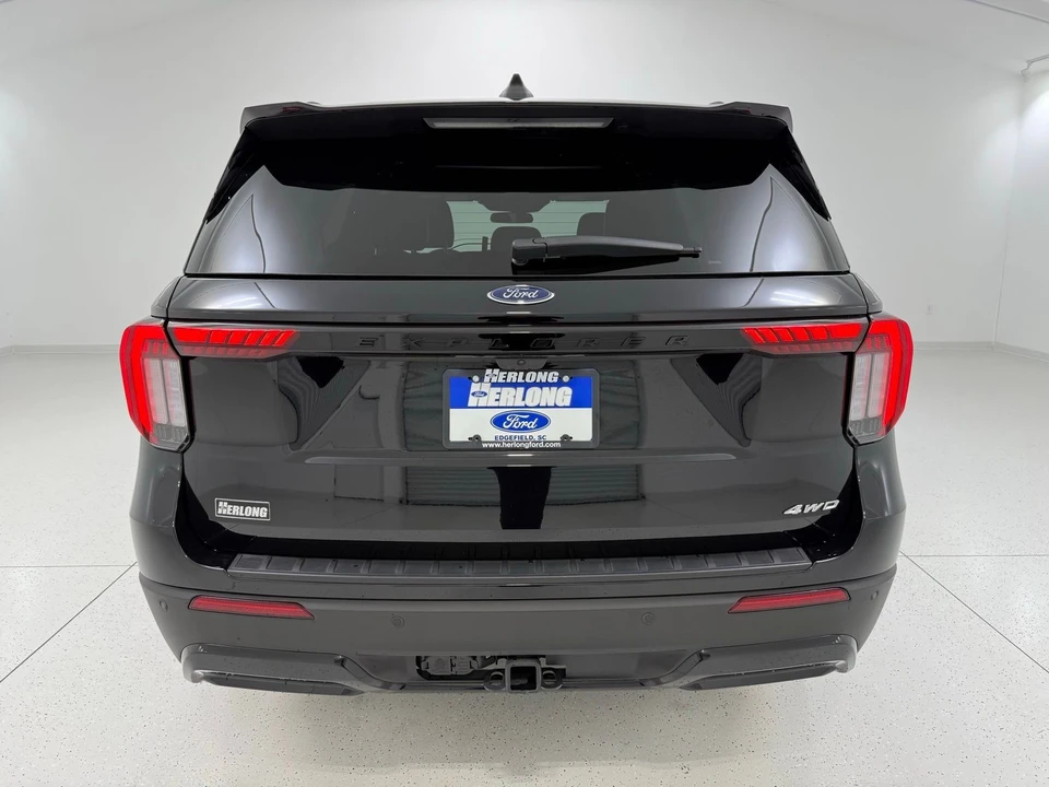 2025 Ford Explorer 6th Gen - Image 6 of 21