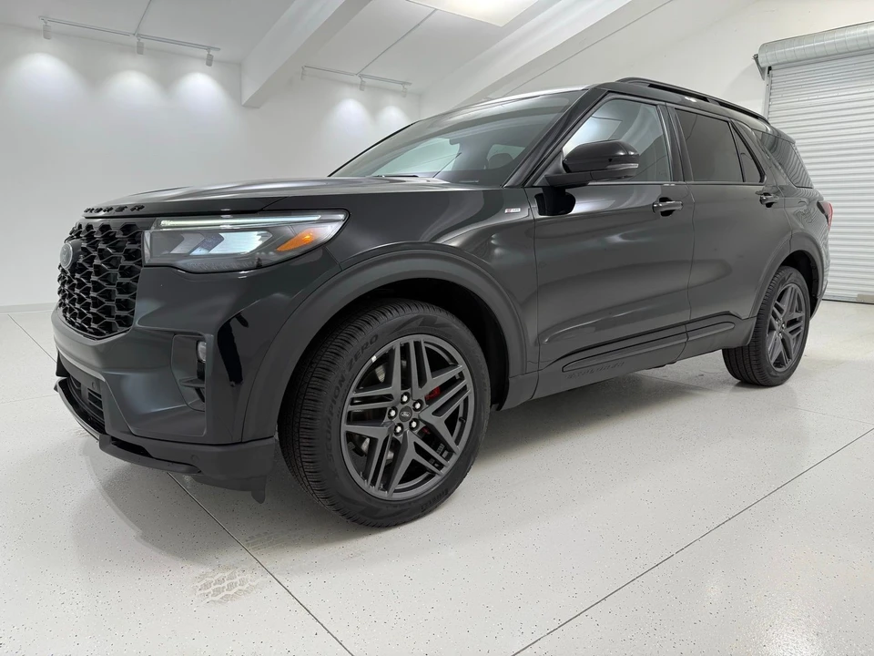 2025 Ford Explorer 6th Gen - Image 3 of 21
