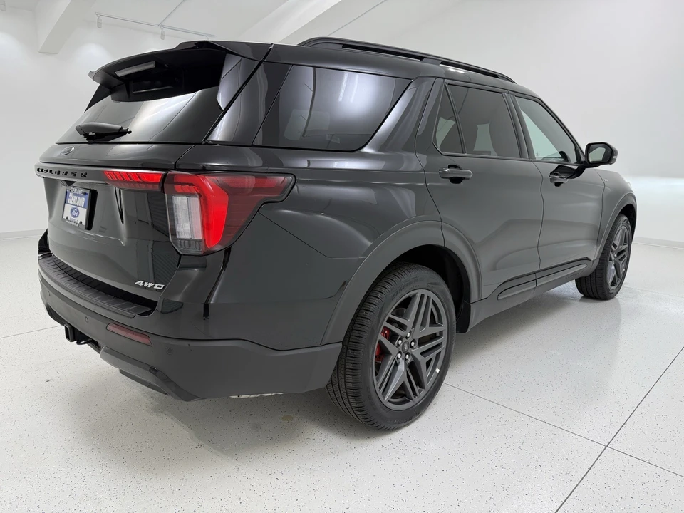 2025 Ford Explorer 6th Gen - Image 7 of 12