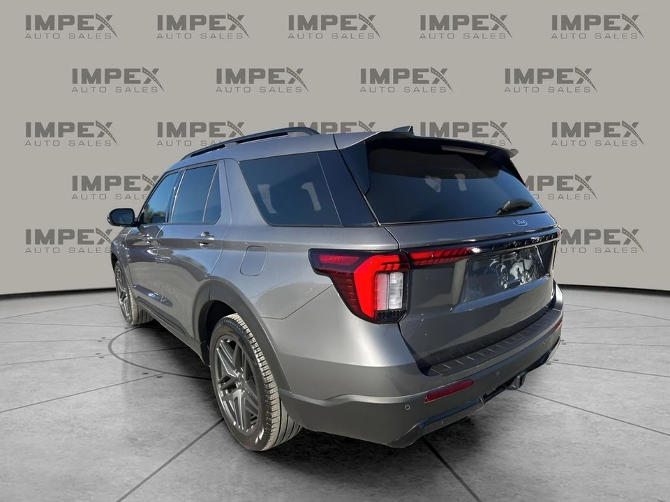 2025 Ford Explorer 6th Gen - Image 3 of 21