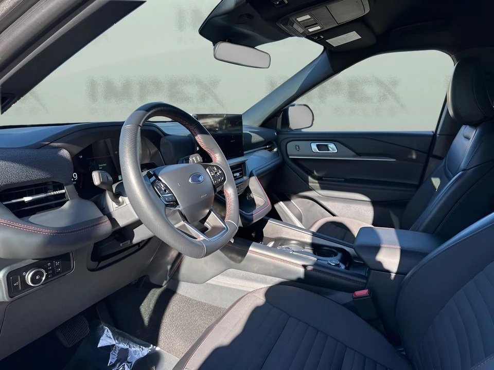 2025 Ford Explorer 6th Gen - Image 9 of 21
