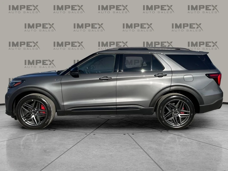 2025 Ford Explorer 6th Gen - Image 2 of 21