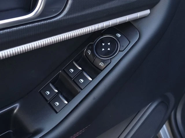 2025 Ford Explorer 6th Gen - Image 11 of 21