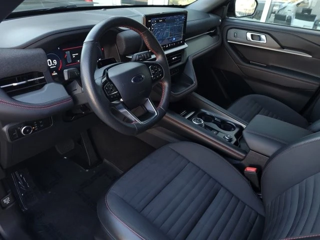 2025 Ford Explorer 6th Gen - Image 9 of 12