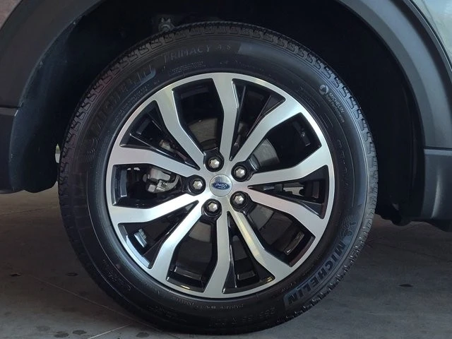 2025 Ford Explorer 6th Gen - Image 5 of 12