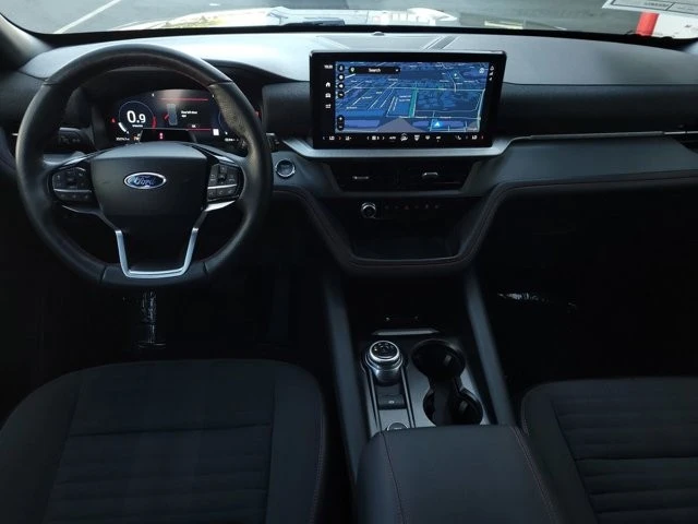 2025 Ford Explorer 6th Gen - Image 16 of 21