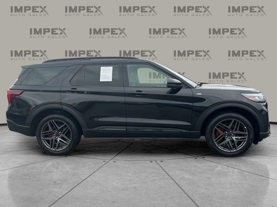2025 Ford Explorer 6th Gen - Image 6 of 12