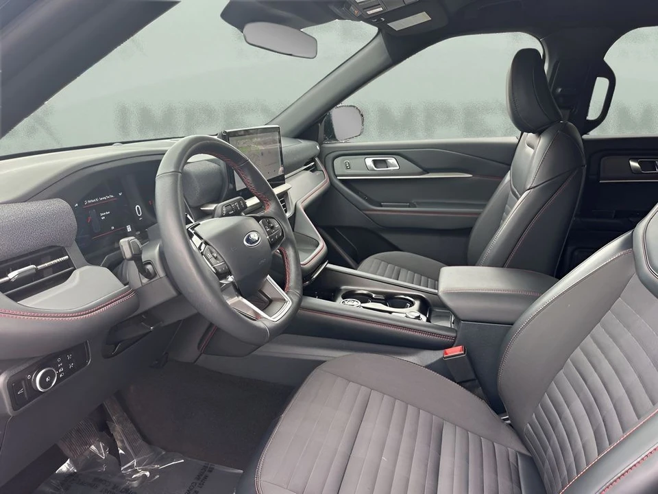 2025 Ford Explorer 6th Gen - Image 9 of 12